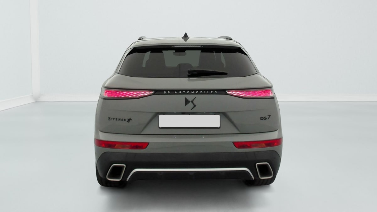 Vente en ligne Ds DS7 Crossback Hybride Rechargeable E-Tense 300 EAT8 4x4 Performance Line + au prix de 30 160 €