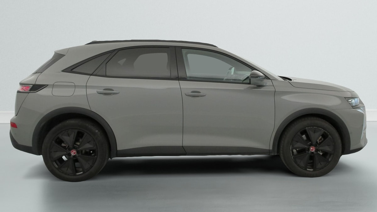 Vente en ligne Ds DS7 Crossback Hybride Rechargeable E-Tense 300 EAT8 4x4 Performance Line + au prix de 30 160 €