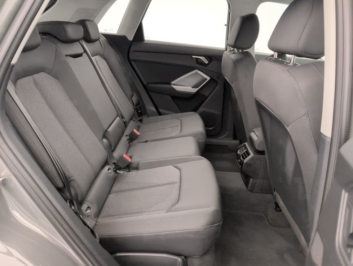 Vente en ligne Audi Q3 35 TDI 150 ch S tronic 7 Design au prix de 30 570 €