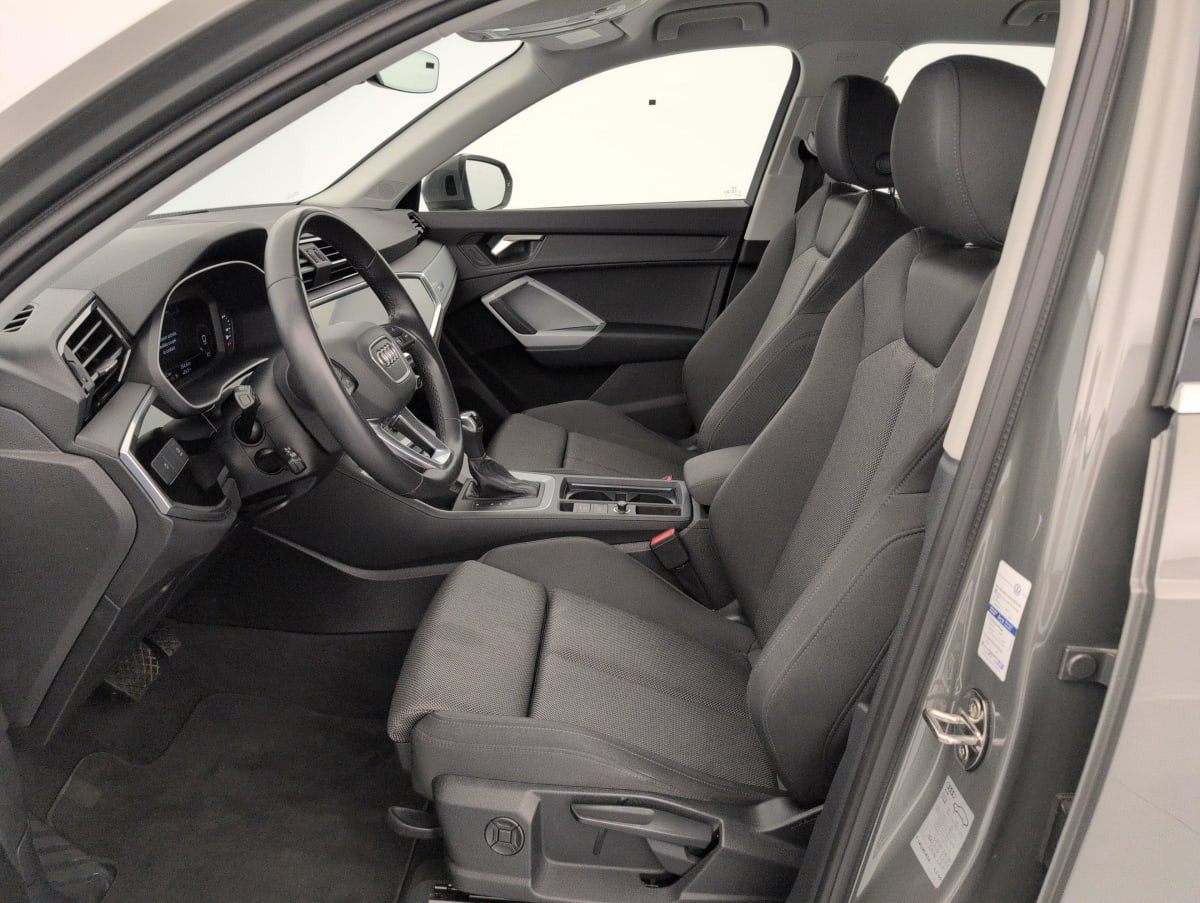 Vente en ligne Audi Q3 35 TDI 150 ch S tronic 7 Design au prix de 30 570 €