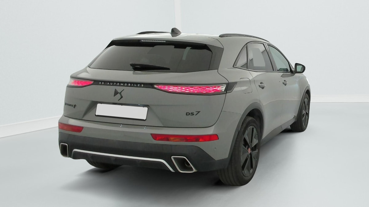 Vente en ligne Ds DS7 Crossback Hybride Rechargeable E-Tense 300 EAT8 4x4 Performance Line + au prix de 30 160 €