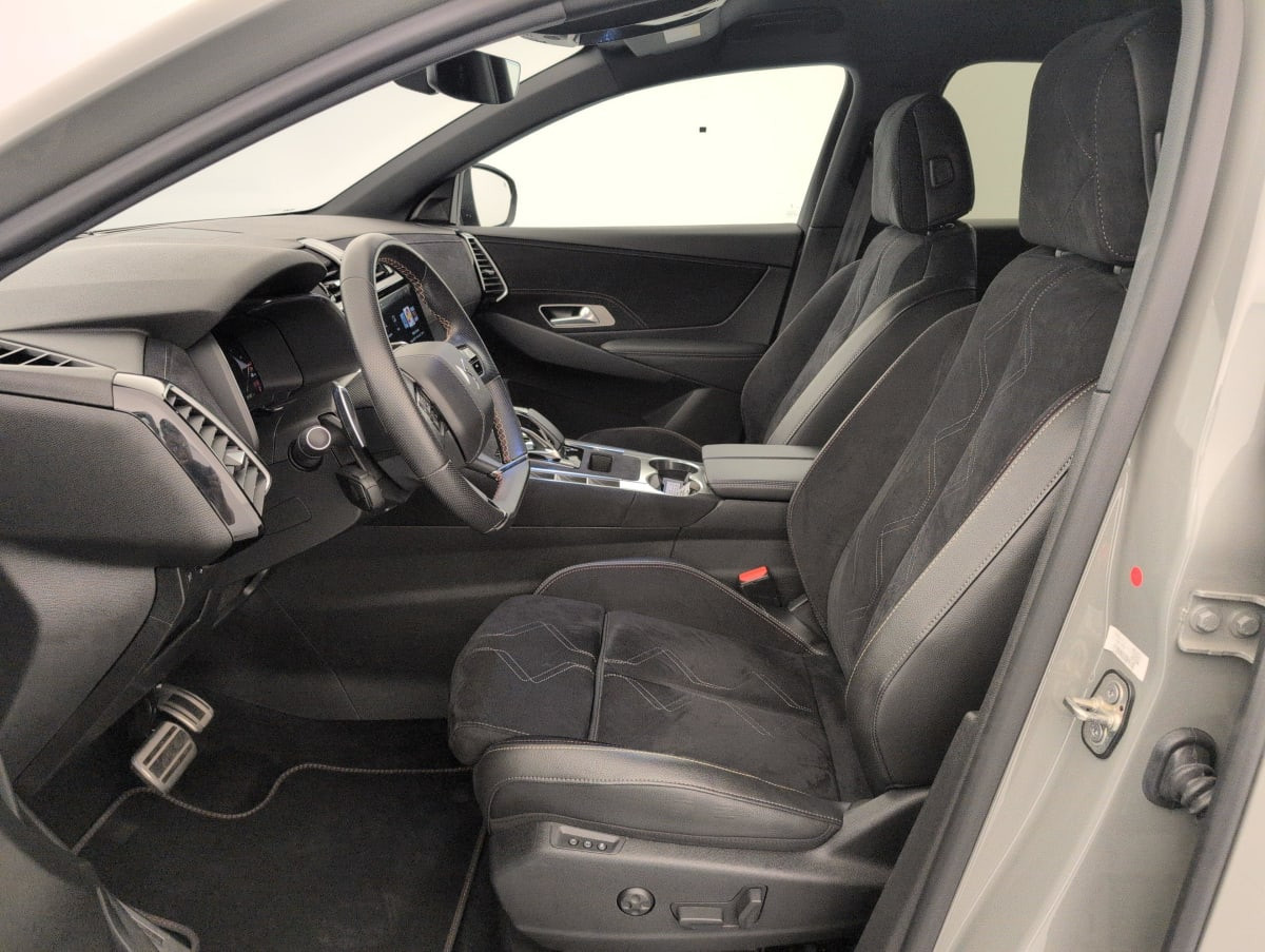 Vente en ligne Ds DS7 Crossback Hybride Rechargeable E-Tense 300 EAT8 4x4 Performance Line + au prix de 30 160 €