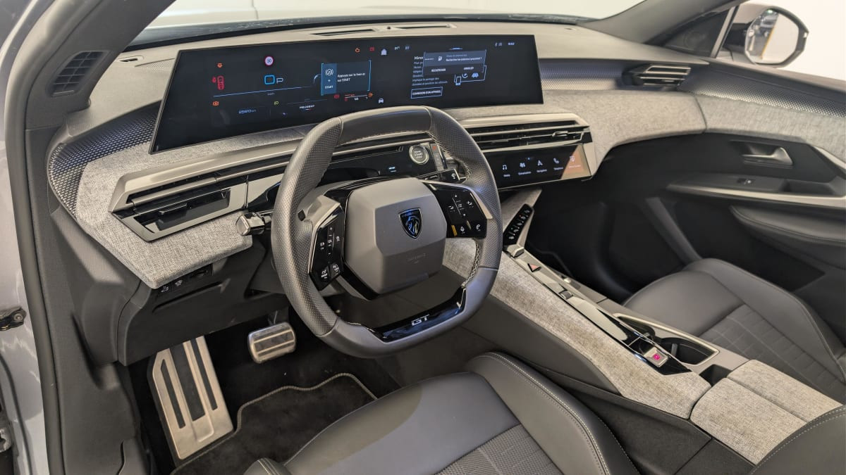 Vente en ligne Peugeot 3008 Hybrid 145 e-DCS6 GT au prix de 28 510 €