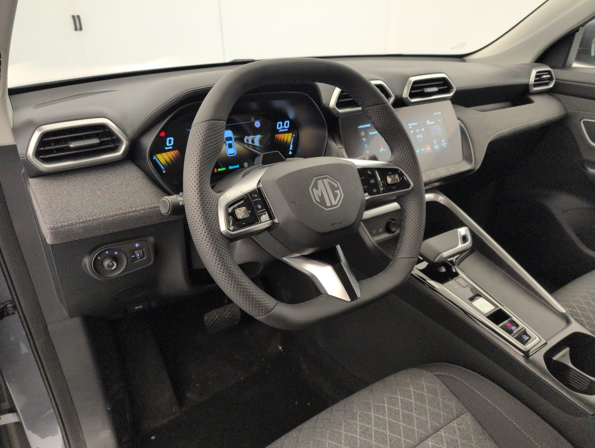Vente en ligne Mg ZS 1.5 L Hybrid+ 197 ch Standard au prix de 20 070 €