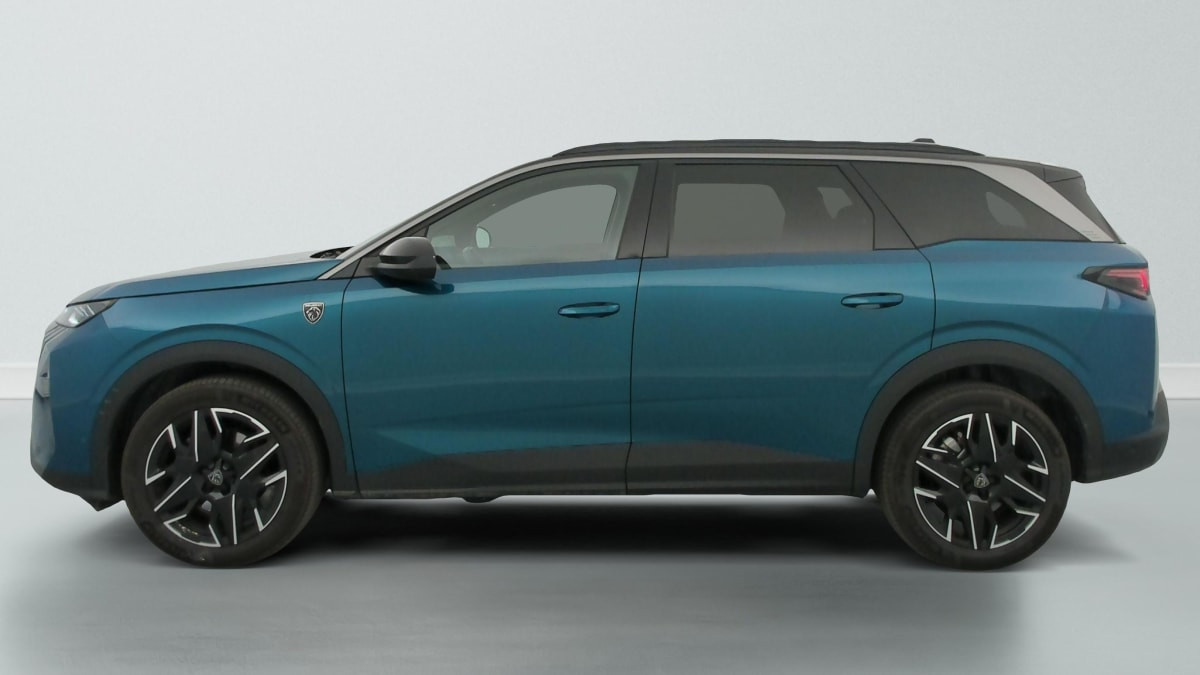 Vente en ligne Peugeot 5008 HYBRID 145CH E-DCS6 GT au prix de 31 090 €