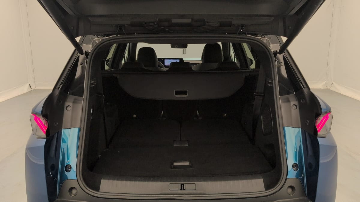 Vente en ligne Peugeot 5008 HYBRID 145CH E-DCS6 GT au prix de 31 090 €