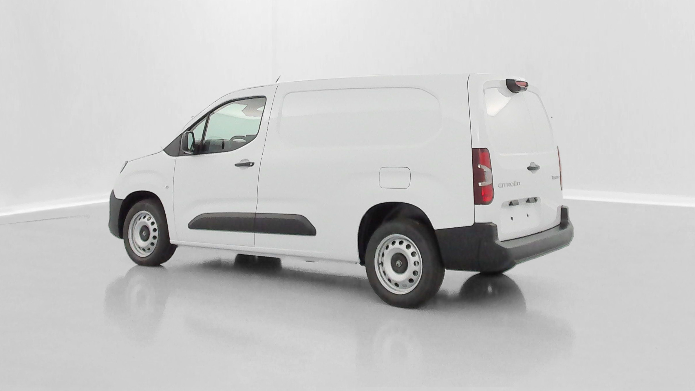 Vente en ligne Citroën Berlingo Fourgon BERLINGO VAN XL 950kg 1.5 BlueHDi 130ch EAT8 au prix de 26 600 €