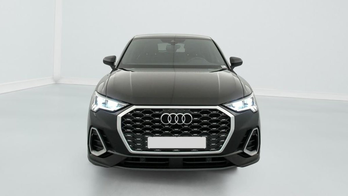 Vente en ligne Audi Q3 Sportback 35 TFSI 150 ch S tronic 7 S line au prix de 32 630 €