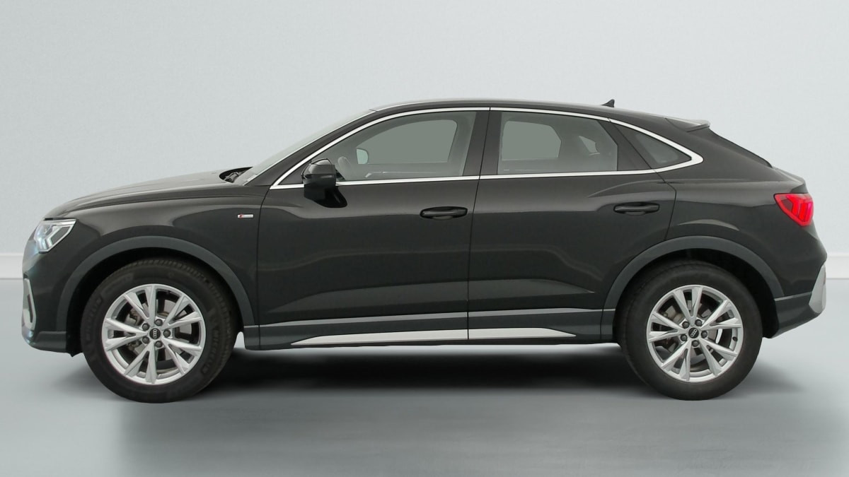 Vente en ligne Audi Q3 Sportback 35 TFSI 150 ch S tronic 7 S line au prix de 32 630 €
