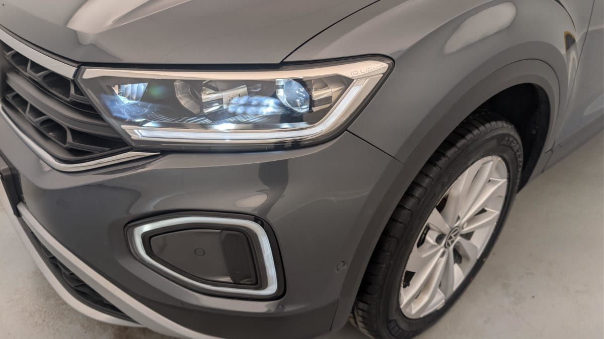 Vente en ligne Volkswagen T-Roc 2.0 TDI 116 START STOP BVM6 LIFE PLUS au prix de 23 360 €