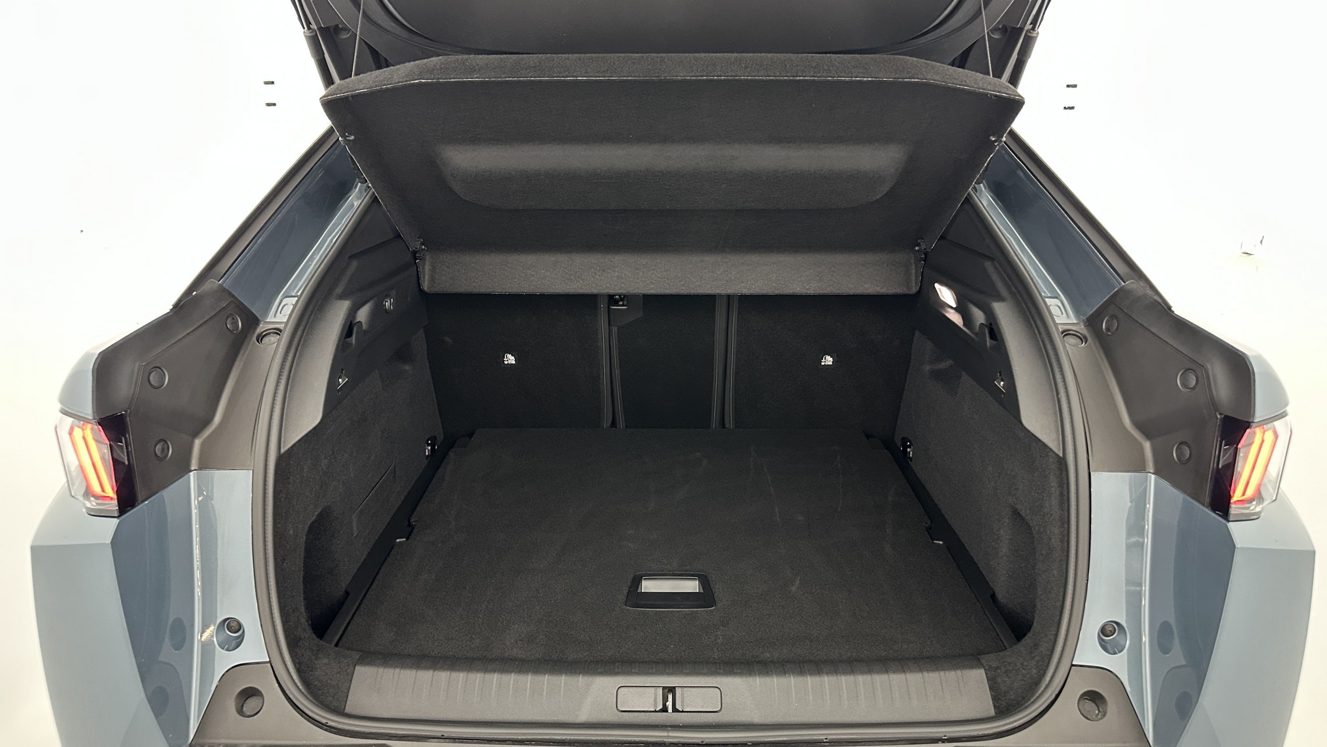 Vente en ligne Peugeot 3008 3008  III 1.2 Hybrid 145ch Allure e-DCS6 au prix de 28 900 €