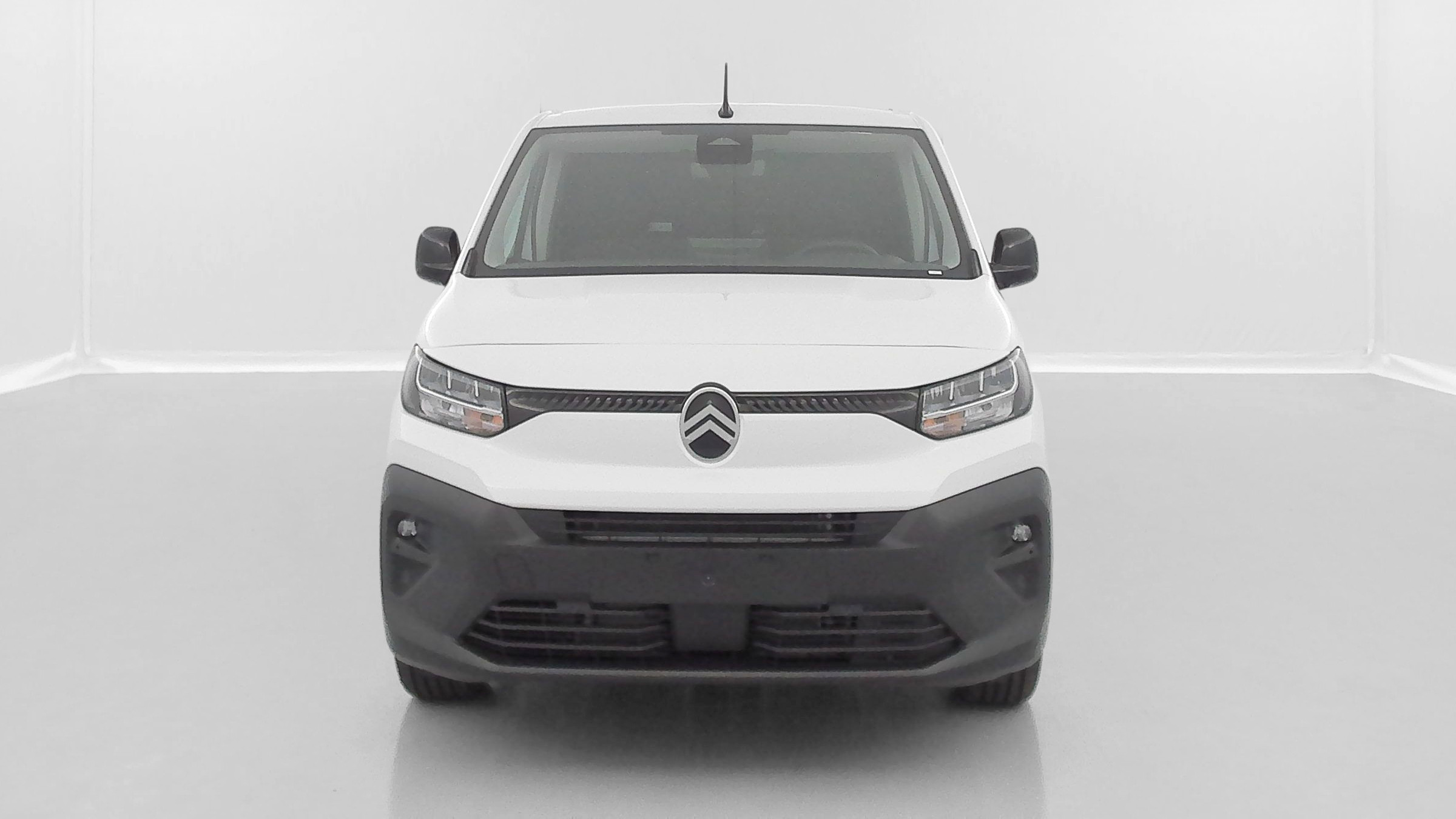 Vente en ligne Citroën Berlingo Fourgon BERLINGO VAN XL 950kg 1.5 BlueHDi 130ch EAT8 au prix de 26 600 €