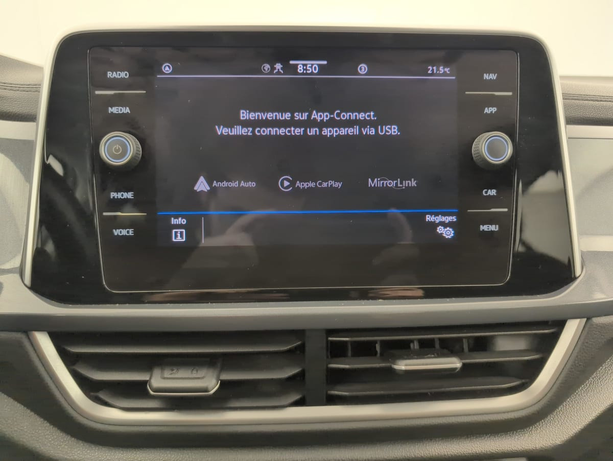 Vente en ligne Volkswagen T-Roc 1.5 TSI EVO 150 Start Stop DSG7 Style au prix de 24 390 €
