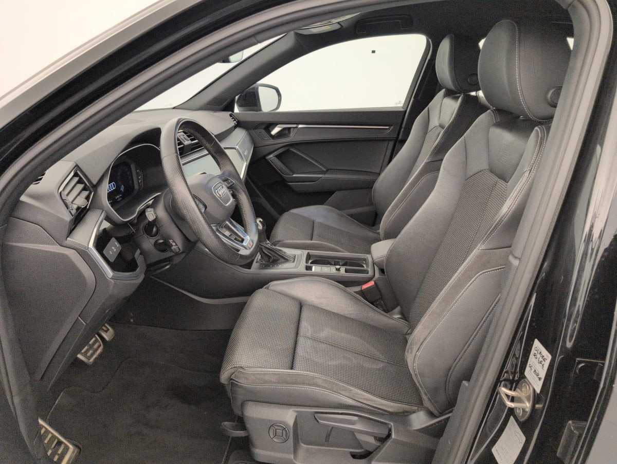 Vente en ligne Audi Q3 Sportback 35 TFSI 150 ch S tronic 7 S line au prix de 32 630 €