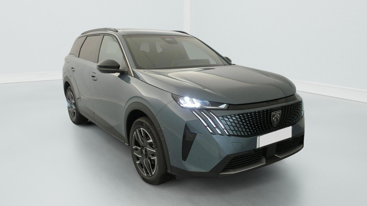 Vente en ligne Peugeot 5008 HYBRID 145 CH E-DCS6 ALLURE au prix de 32 110 €
