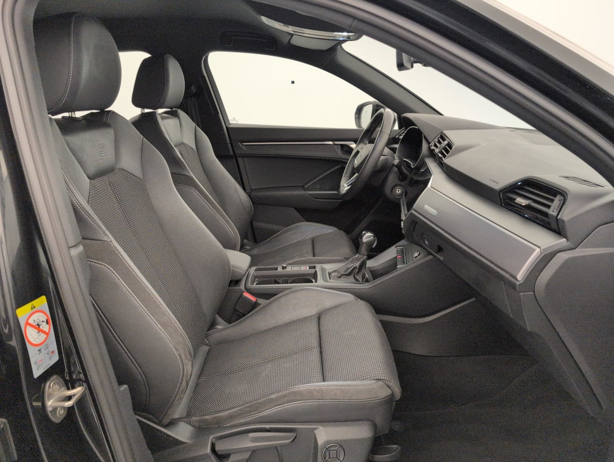 Vente en ligne Audi Q3 Sportback 35 TFSI 150 ch S tronic 7 S line au prix de 32 630 €