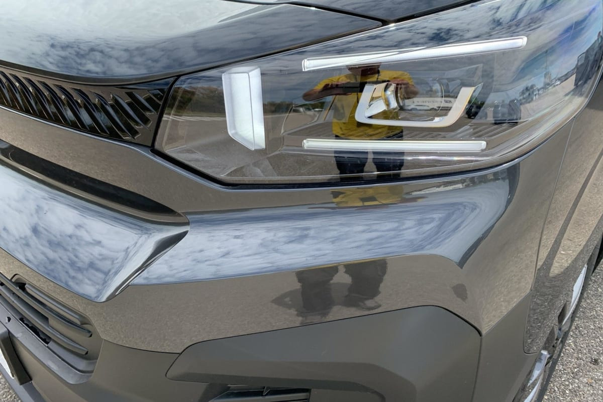 Vente en ligne Citroën Jumpy Fourgon DIESEL 180 CH XL AUTOMAT au prix de 37 590 €