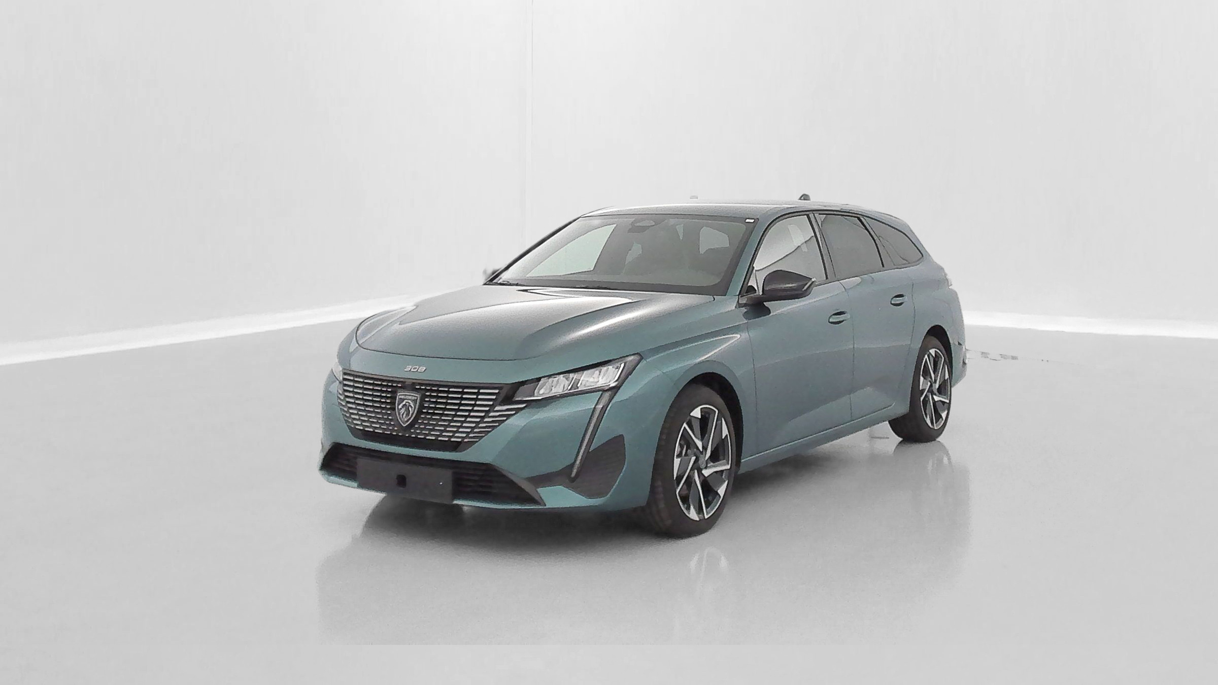 Peugeot 308 SW 308 SW III 1.2 Hybrid 145ch Allure e-DCS6 occasion de 2025 en vente à Rennes