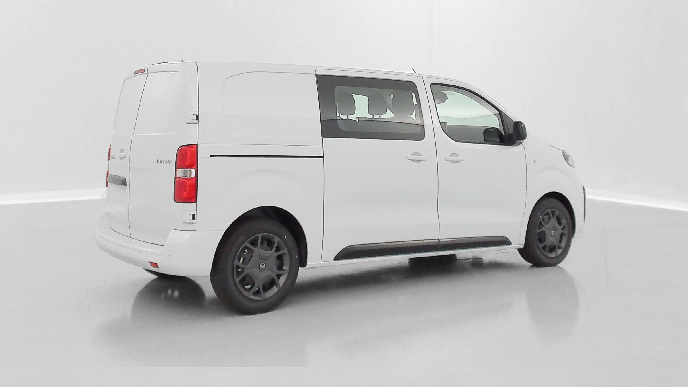 Vente en ligne Citroën Jumpy Fourgon JUMPY CA M 2.2 BlueHDi 180ch EAT8 au prix de 36 680 €
