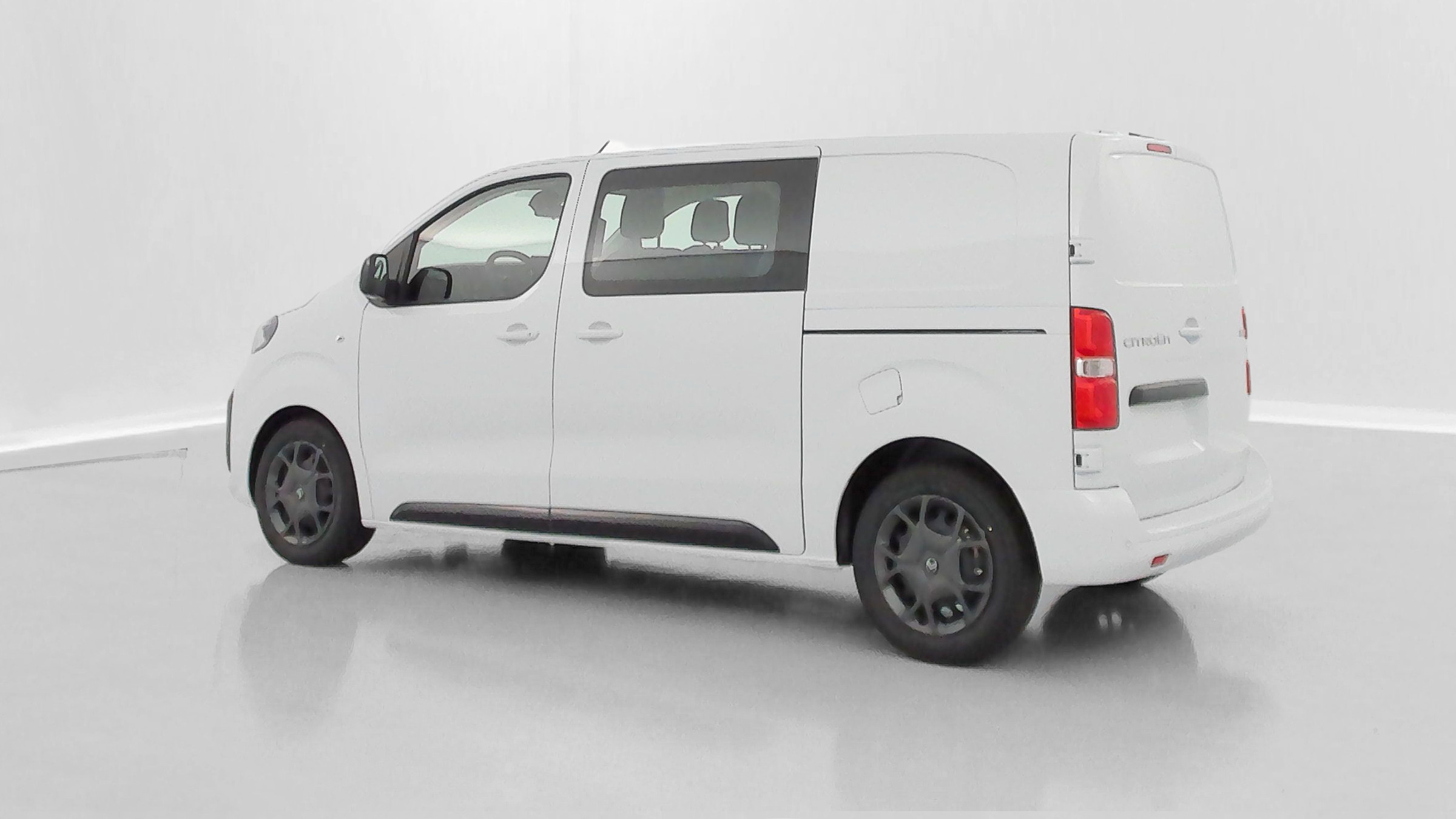 Vente en ligne Citroën Jumpy Fourgon JUMPY CA M 2.2 BlueHDi 180ch EAT8 au prix de 36 680 €