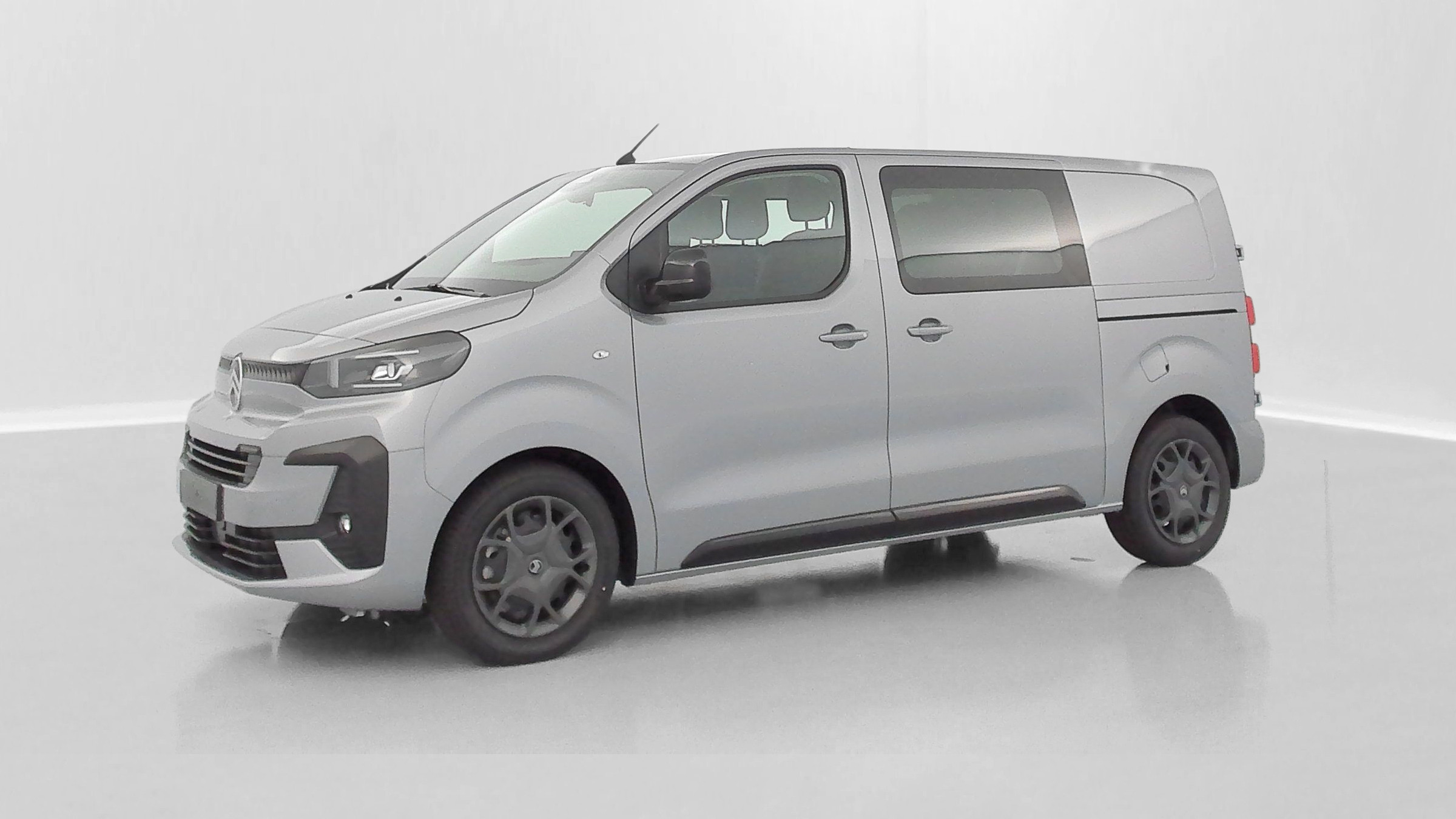 Vente en ligne Citroën Jumpy Fourgon JUMPY CA M 2.2 BlueHDi 180ch EAT8 au prix de 36 680 €
