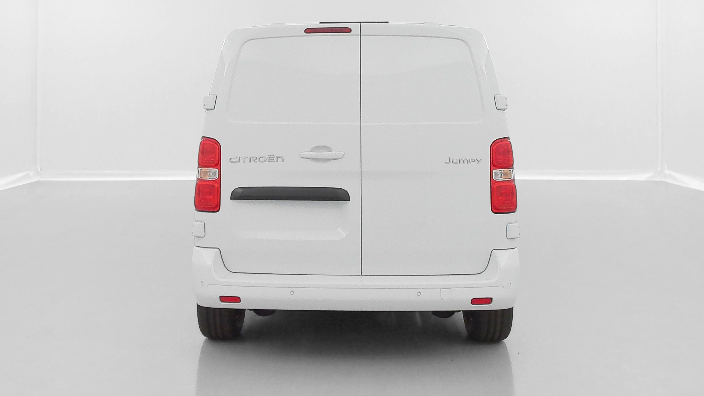Vente en ligne Citroën Jumpy Fourgon JUMPY CA M 2.2 BlueHDi 180ch EAT8 au prix de 36 680 €