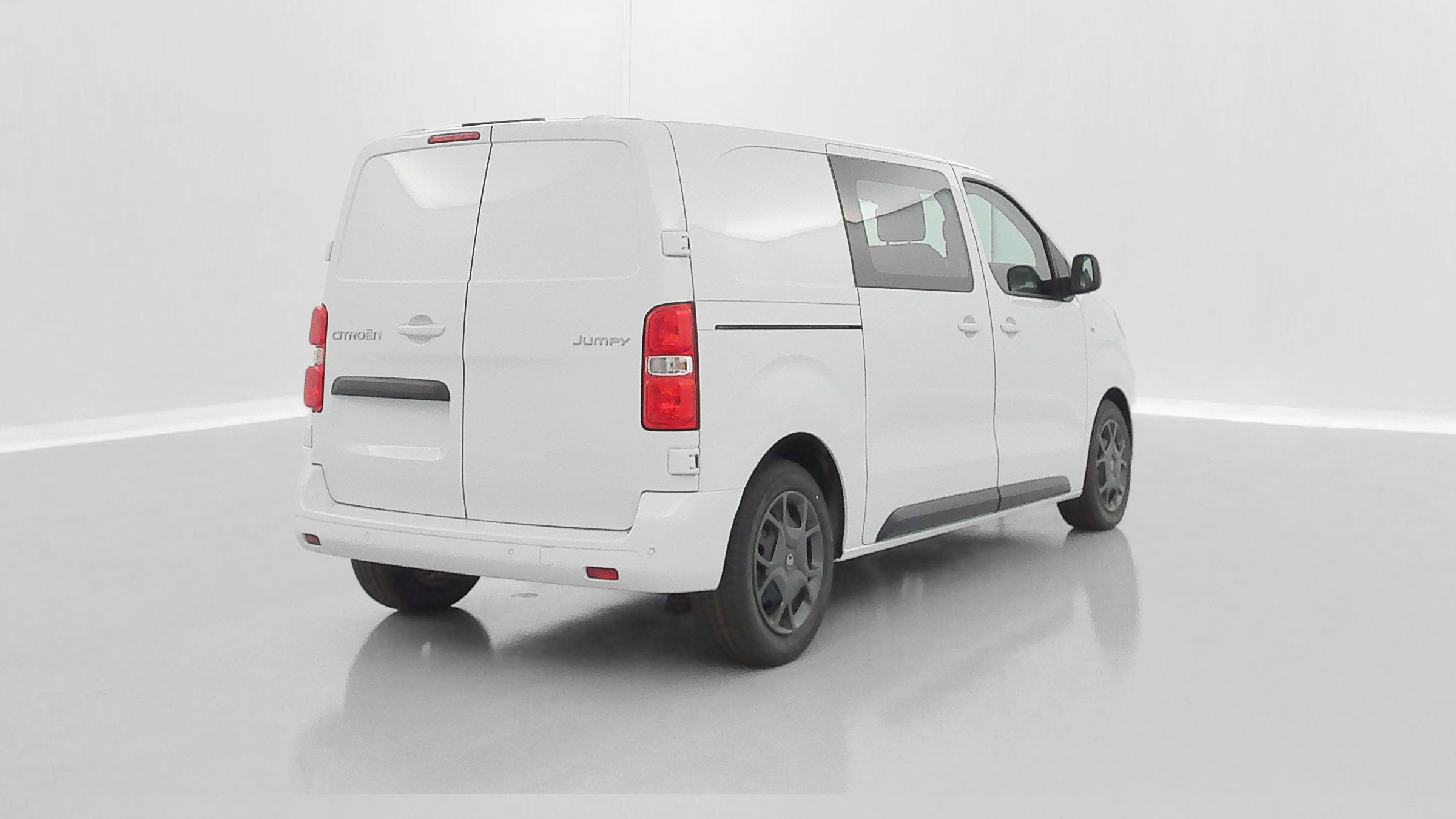 Vente en ligne Citroën Jumpy Fourgon JUMPY CA M 2.2 BlueHDi 180ch EAT8 au prix de 36 680 €