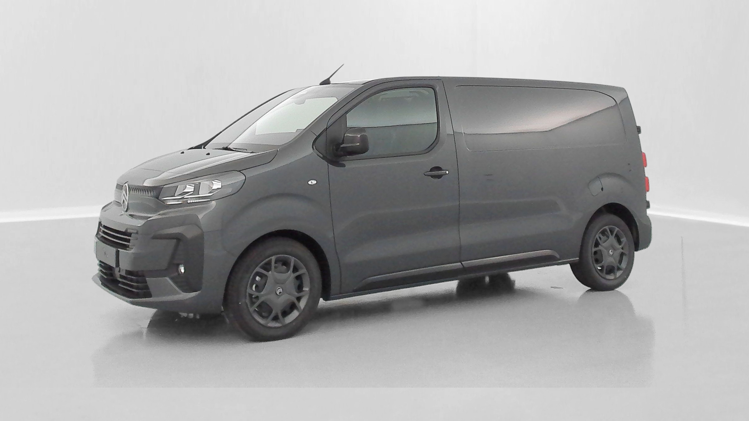 Vente en ligne Citroën Jumpy Fourgon JUMPY M 2.2 BlueHDi 180ch EAT8 au prix de 33 080 €