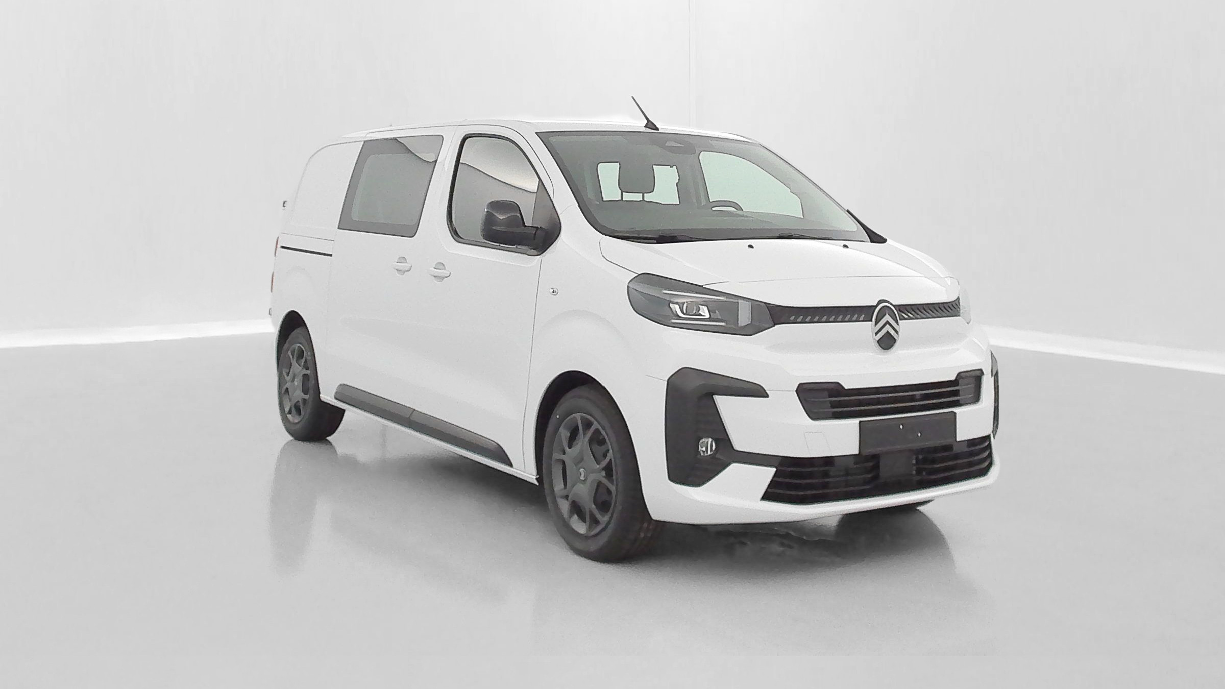 Vente en ligne Citroën Jumpy Fourgon JUMPY CA M 2.2 BlueHDi 180ch EAT8 au prix de 36 680 €