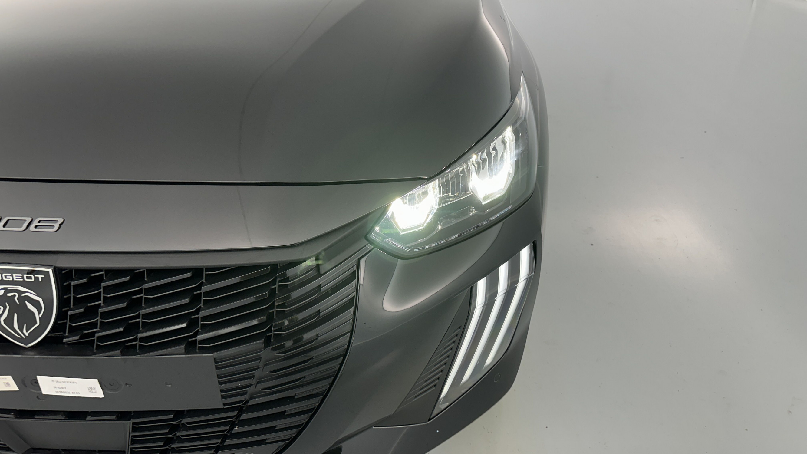 Vente en ligne Peugeot 208 208 1.2 Hybrid 110ch Allure e-DCS6 au prix de 22 900 €