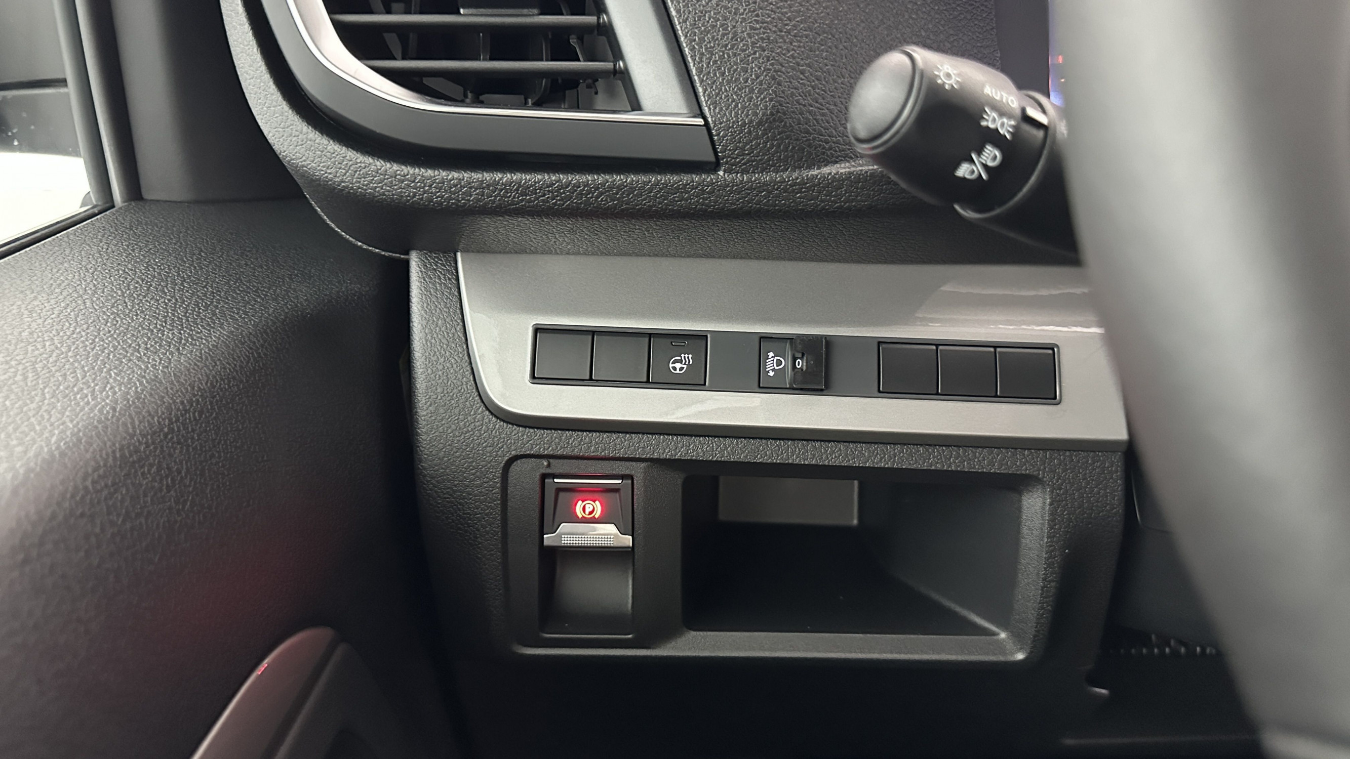 Vente en ligne Citroën Jumpy Fourgon JUMPY M 2.2 BlueHDi 180ch EAT8 au prix de 33 080 €