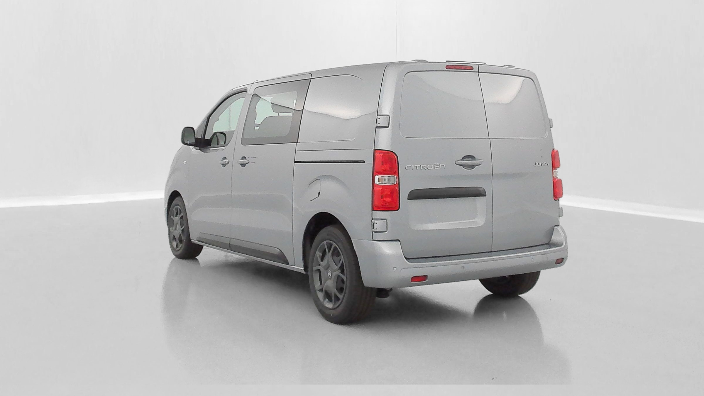 Vente en ligne Citroën Jumpy Fourgon JUMPY CA M 2.2 BlueHDi 180ch EAT8 au prix de 36 680 €
