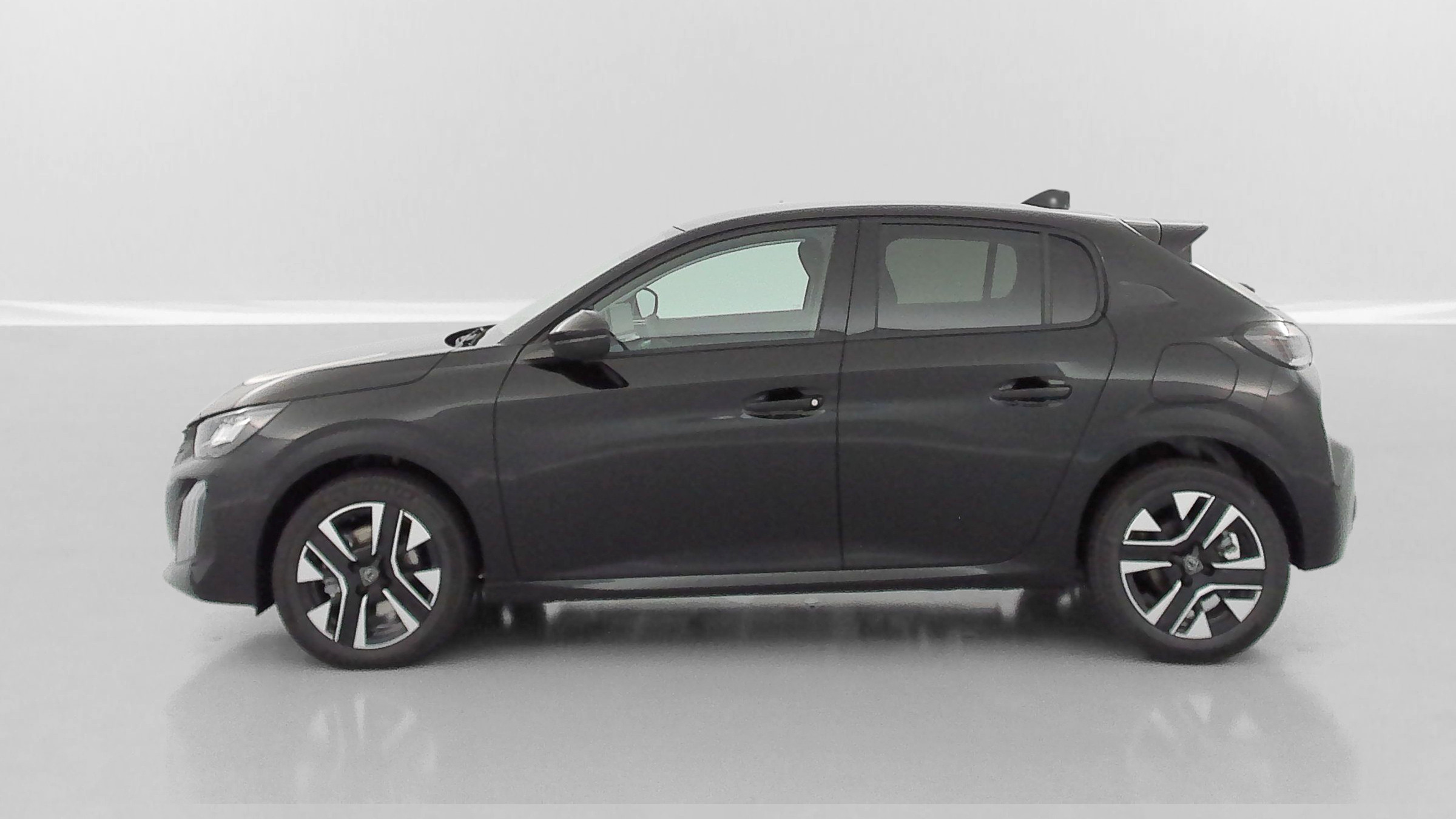 Vente en ligne Peugeot 208 208 1.2 Hybrid 110ch Allure e-DCS6 au prix de 22 900 €
