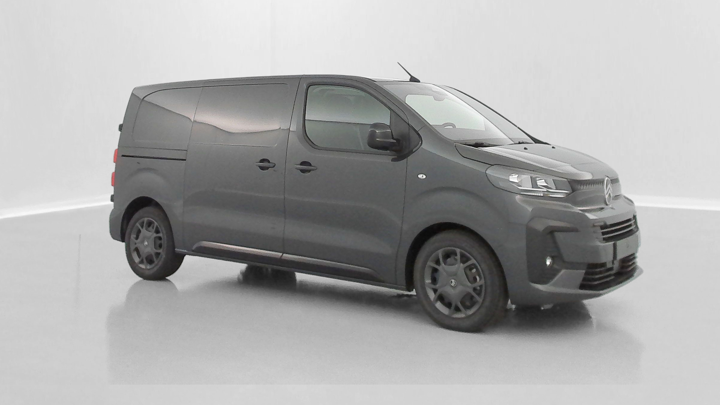 Vente en ligne Citroën Jumpy Fourgon JUMPY M 2.2 BlueHDi 180ch EAT8 au prix de 33 080 €