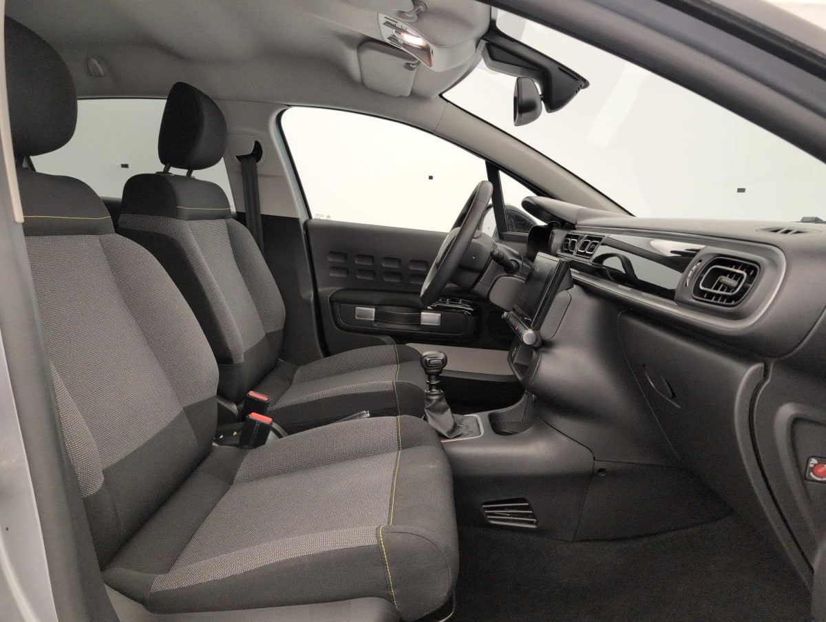 Vente en ligne Citroën C3 PureTech 110 S S BVM6 Shine au prix de 12 550 €