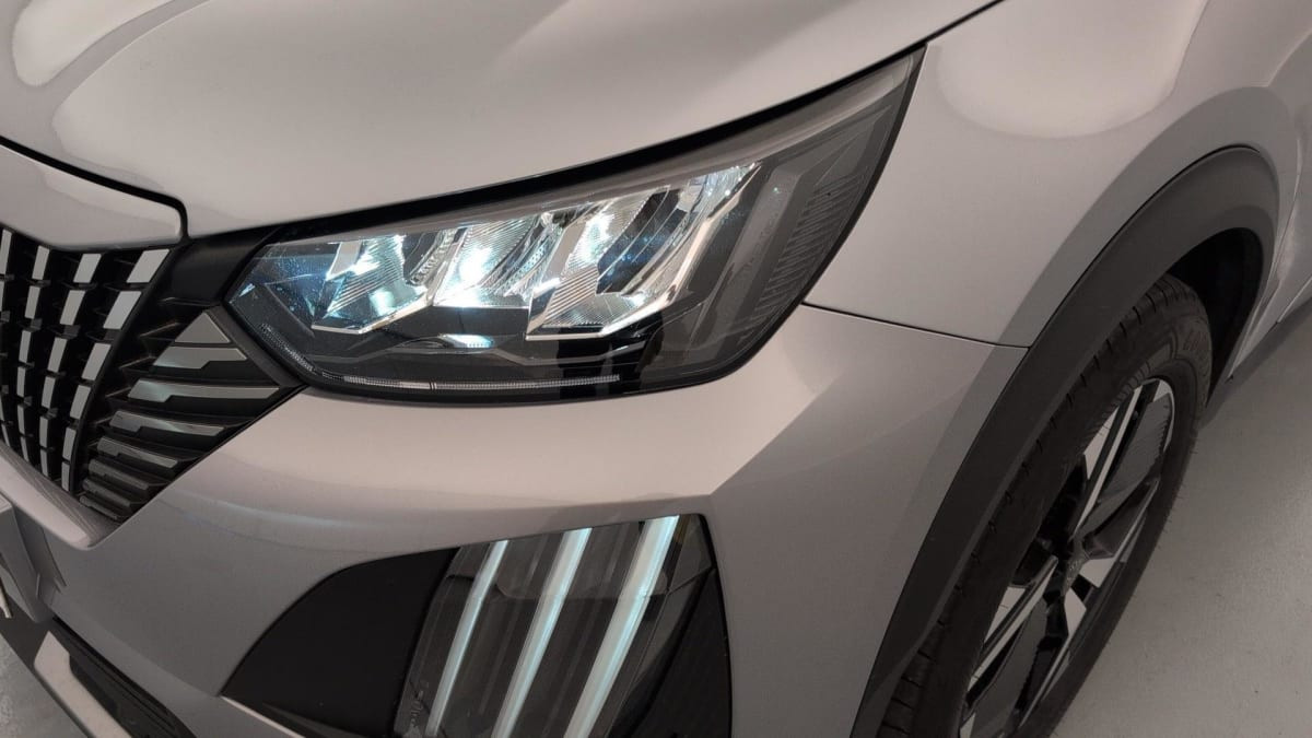 Vente en ligne Peugeot 2008 100 S S BVM6 Allure au prix de 18 300 €