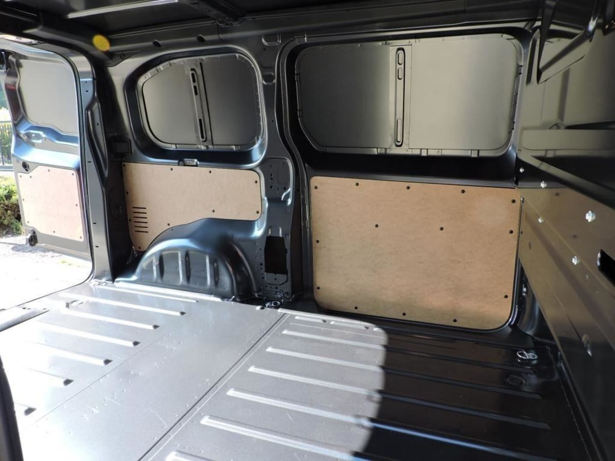 Vente en ligne Citroën Jumpy Fourgon JUMPY FGN M BLUEHDI 180 S S EAT8 au prix de 36 480 €