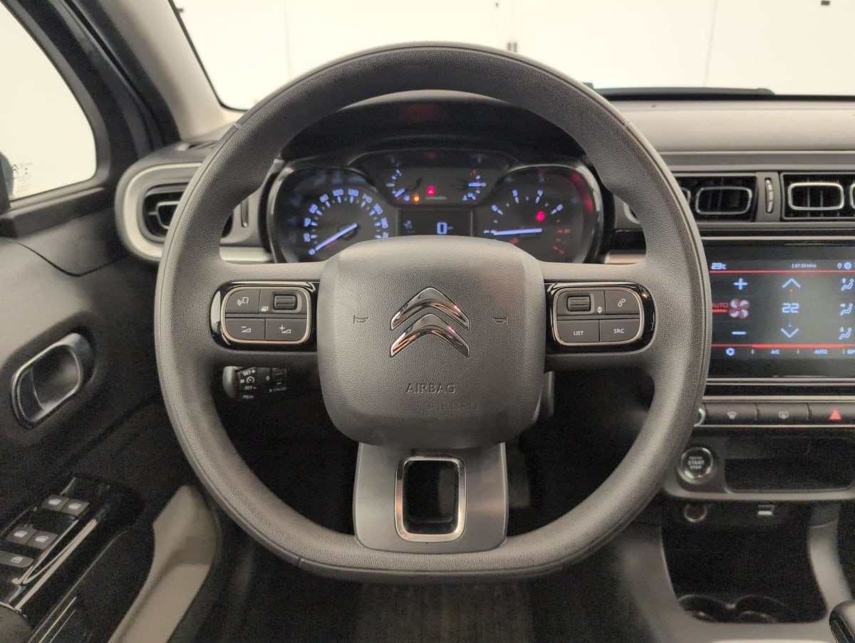 Vente en ligne Citroën C3 PureTech 110 S S BVM6 Shine au prix de 12 550 €