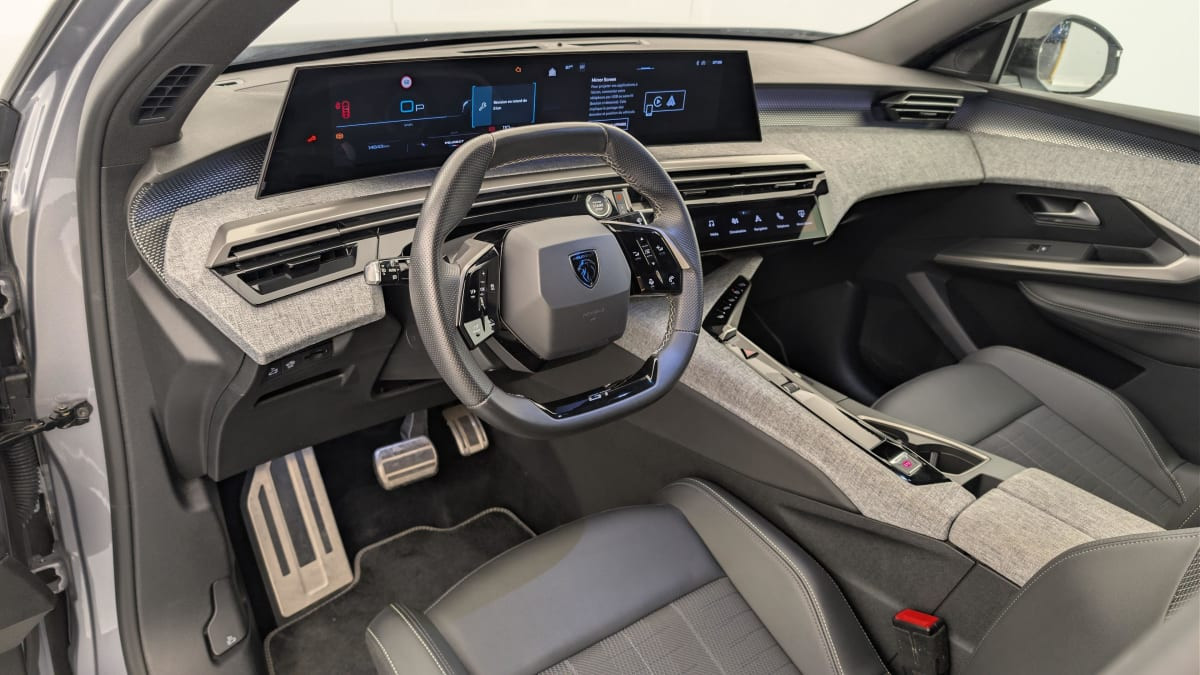 Vente en ligne Peugeot 3008 Hybrid 145 e-DCS6 GT au prix de 28 510 €