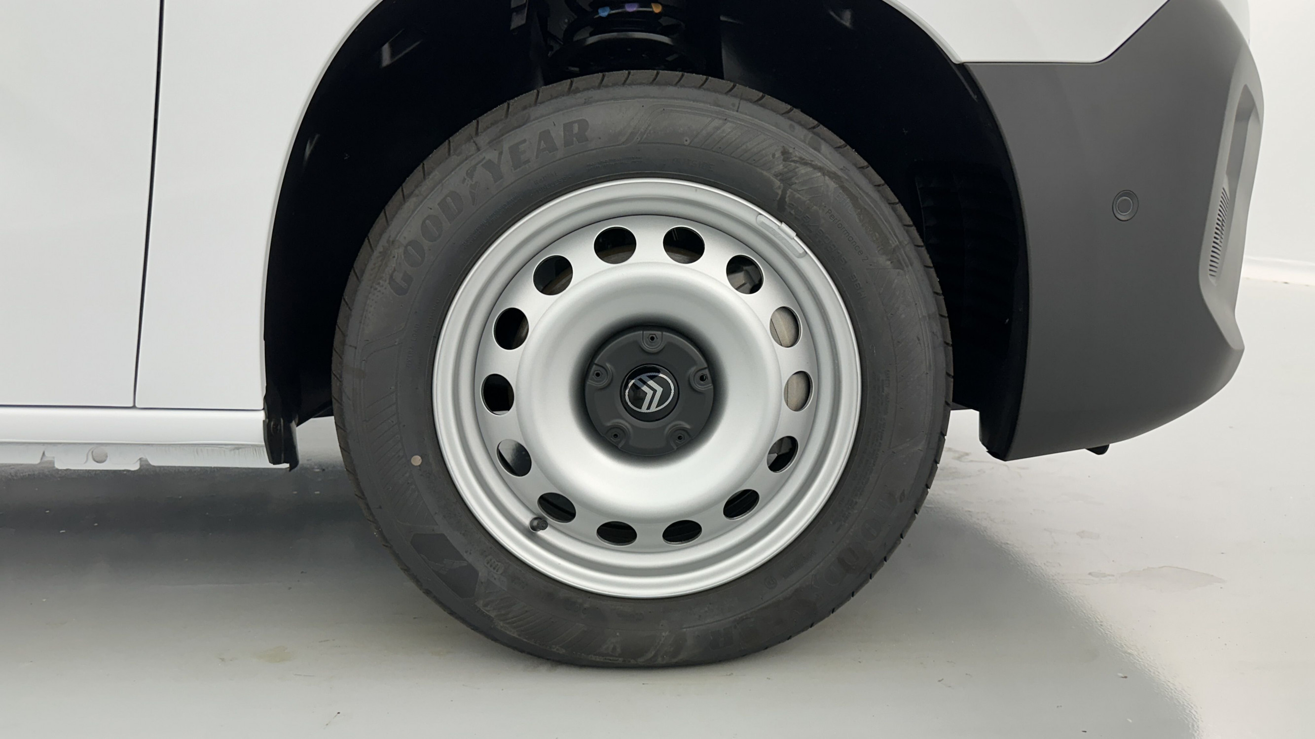 Vente en ligne Citroën Berlingo Fourgon BERLINGO VAN XL 1.5 BlueHDi 130ch EAT8 au prix de 25 400 €