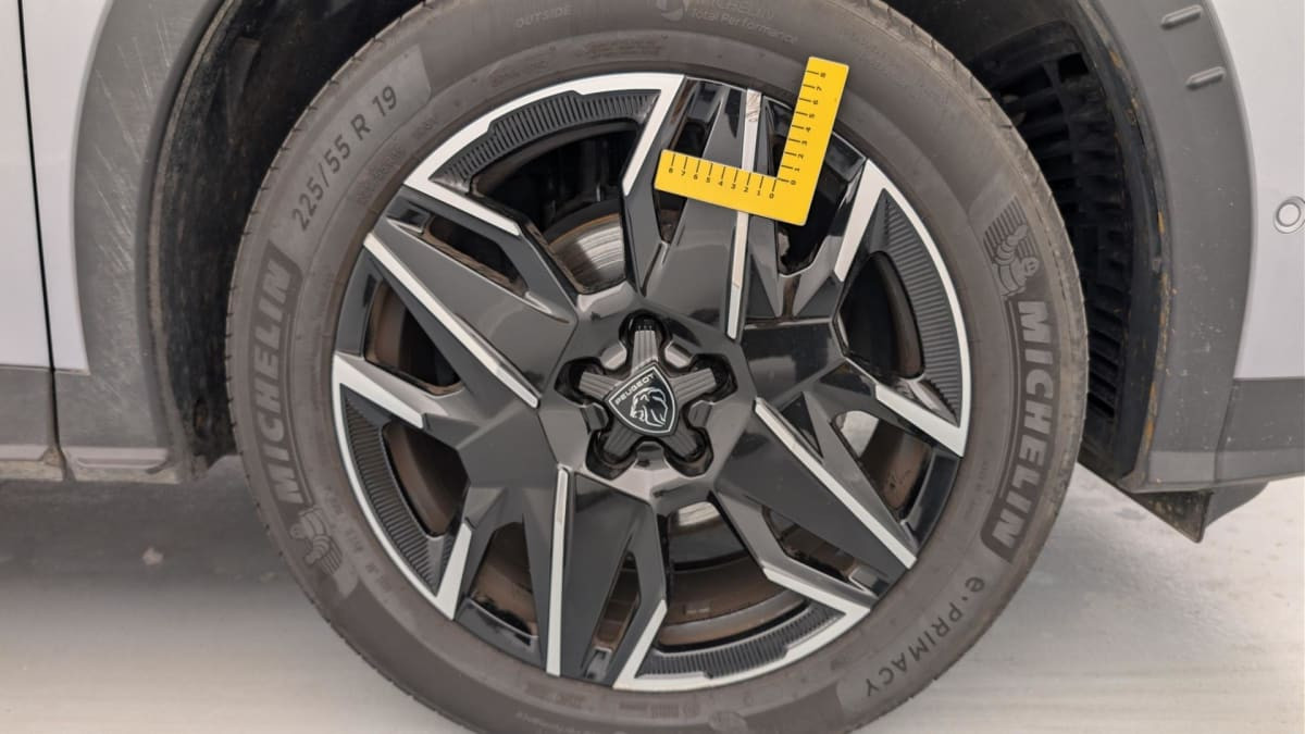 Vente en ligne Peugeot 3008 Hybrid 145 e-DCS6 GT au prix de 28 510 €