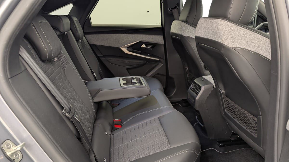 Vente en ligne Peugeot 3008 Hybrid 145 e-DCS6 GT au prix de 28 510 €