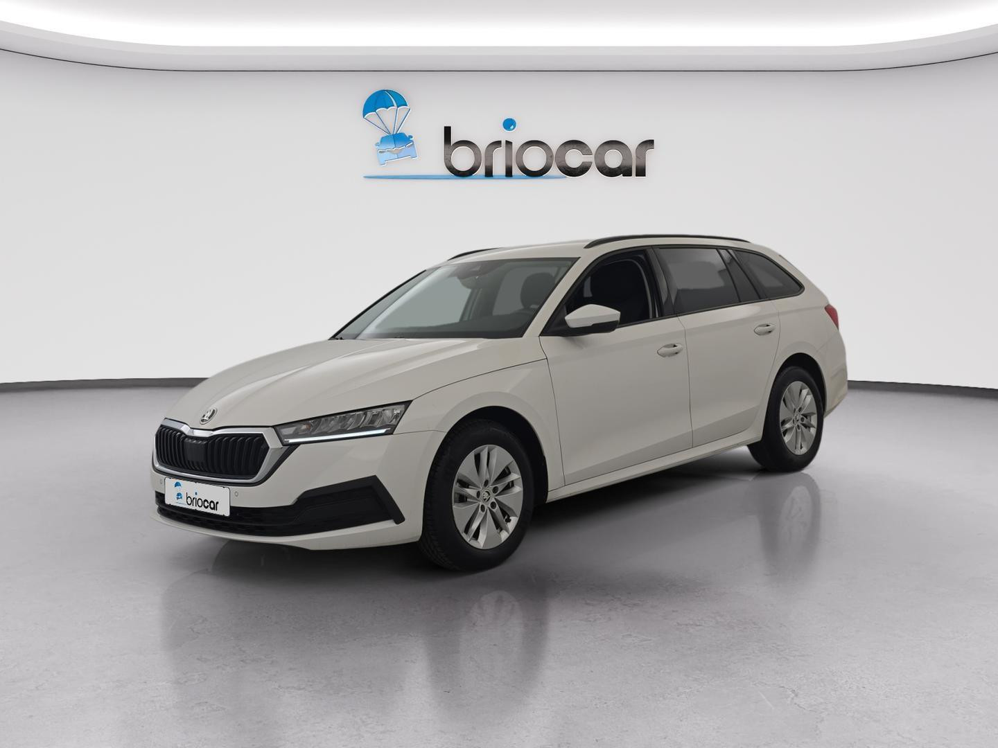 Skoda Octavia Combi 2.0 TDI 116ch Business DSG7 occasion de 2024 en vente à Rennes