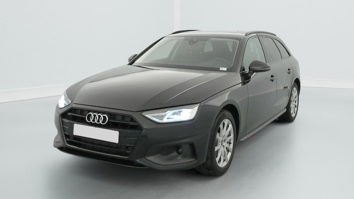 Audi A4 Avant 35 TFSI 150 S tronic 7 Design occasion de 2023 en vente à Rennes