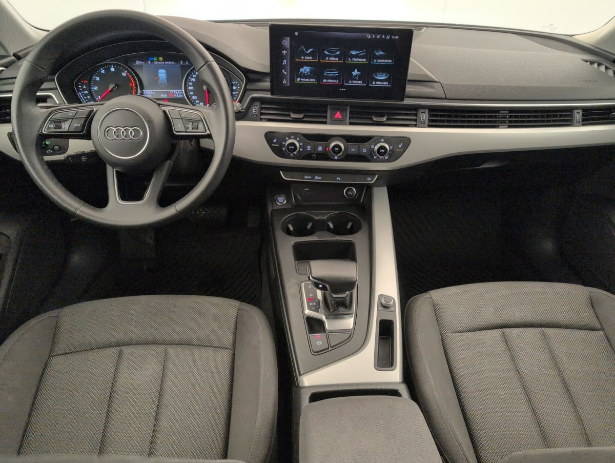 Vente en ligne Audi A4 Avant 35 TFSI 150 S tronic 7 Design au prix de 23 360 €