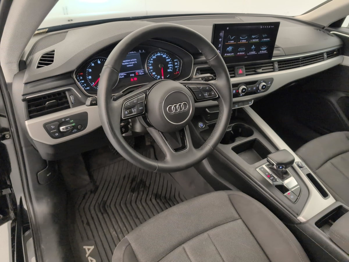 Vente en ligne Audi A4 Avant 35 TFSI 150 S tronic 7 Design au prix de 23 360 €