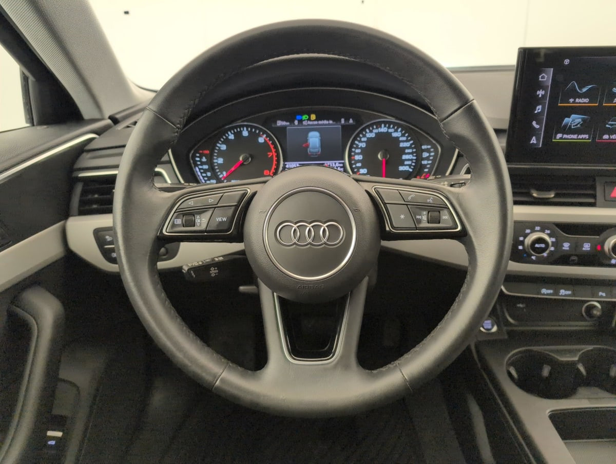 Vente en ligne Audi A4 Avant 35 TFSI 150 S tronic 7 Design au prix de 23 360 €