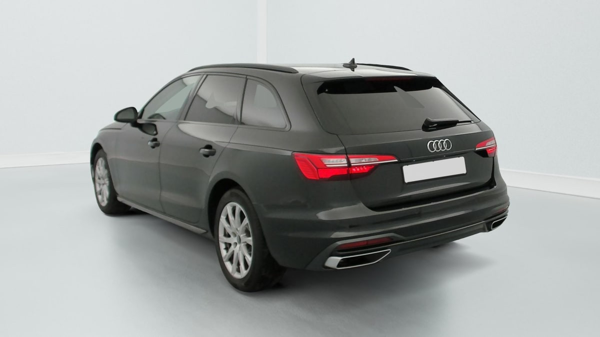 Vente en ligne Audi A4 Avant 35 TFSI 150 S tronic 7 Design au prix de 23 360 €