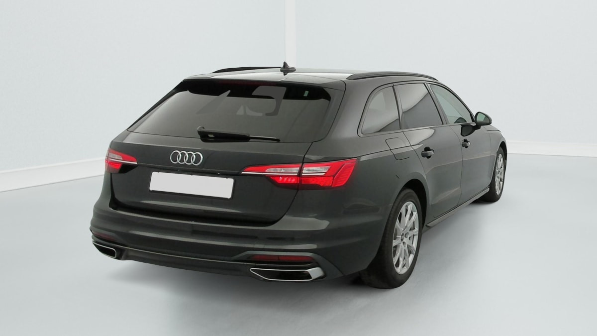 Vente en ligne Audi A4 Avant 35 TFSI 150 S tronic 7 Design au prix de 23 360 €