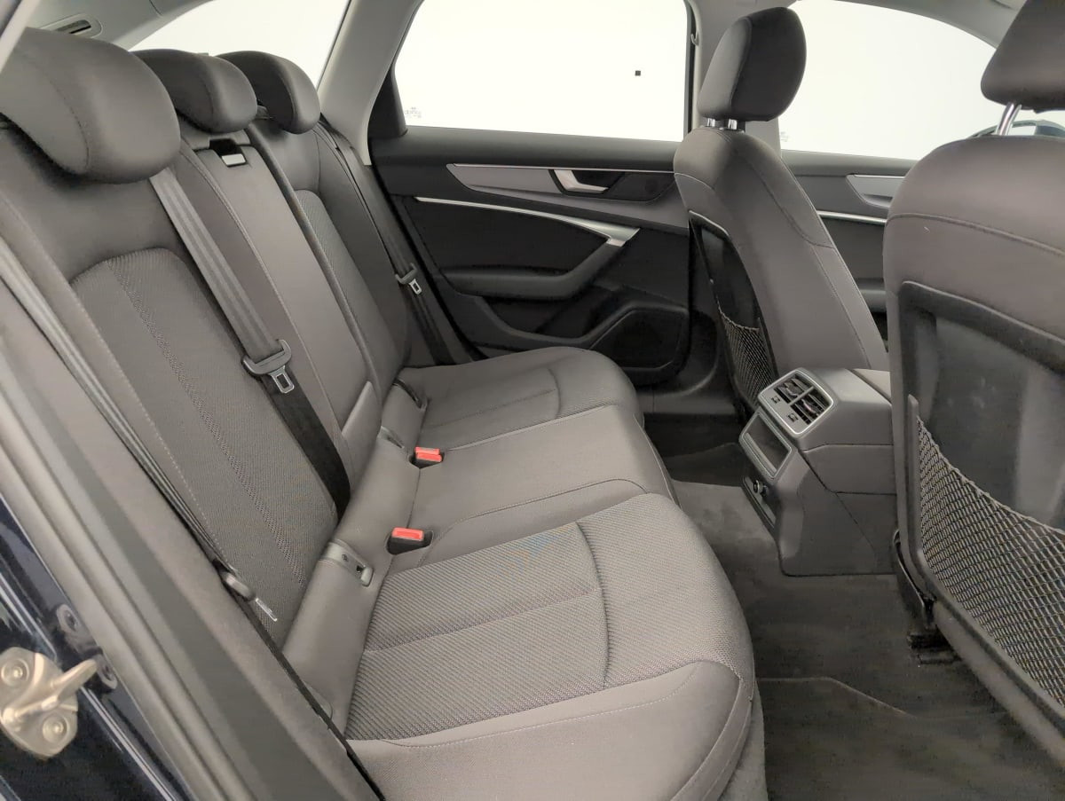 Vente en ligne Audi A6 Avant 40 TDI 204 ch S tronic 7 Quattro au prix de 33 660 €